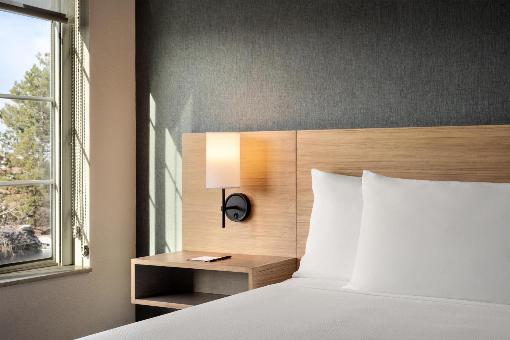 Hyatt Place Hotel 3*