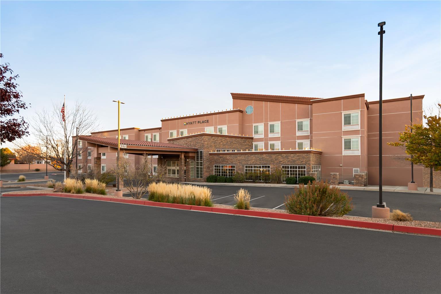 Hyatt Place 3*